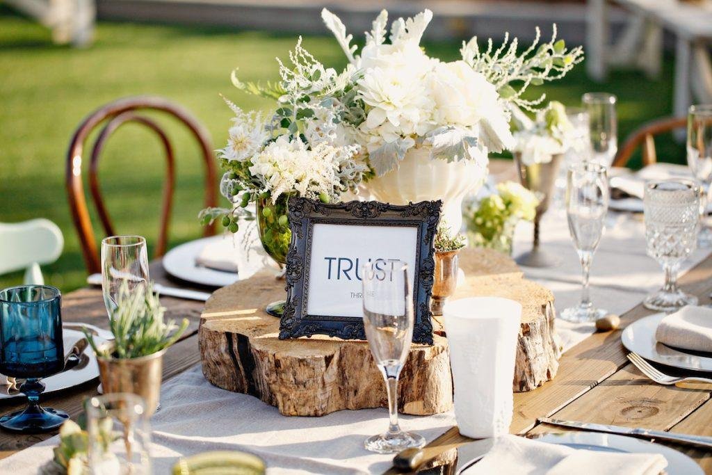 decoración de boda de madera para boda rústica