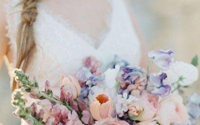 Boda con ramo de primavera: abrace los colores de nuevos comienzos